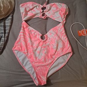 One piece swimsuit large